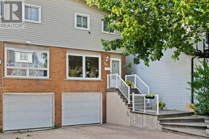 135 WEST AVENUE N, Hamilton