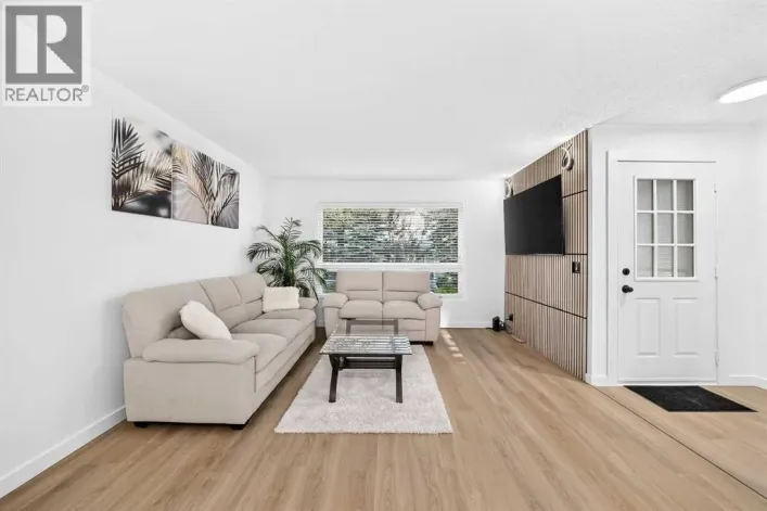 135 Woodsman Lane SW, Calgary