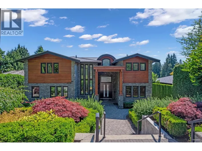 1350 PALMERSTON AVENUE, West Vancouver