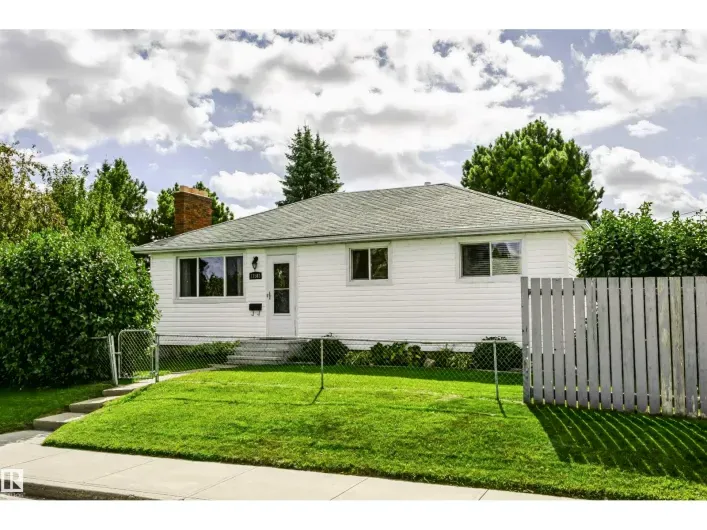 House for sale: 13503 135 AV NW, Edmonton