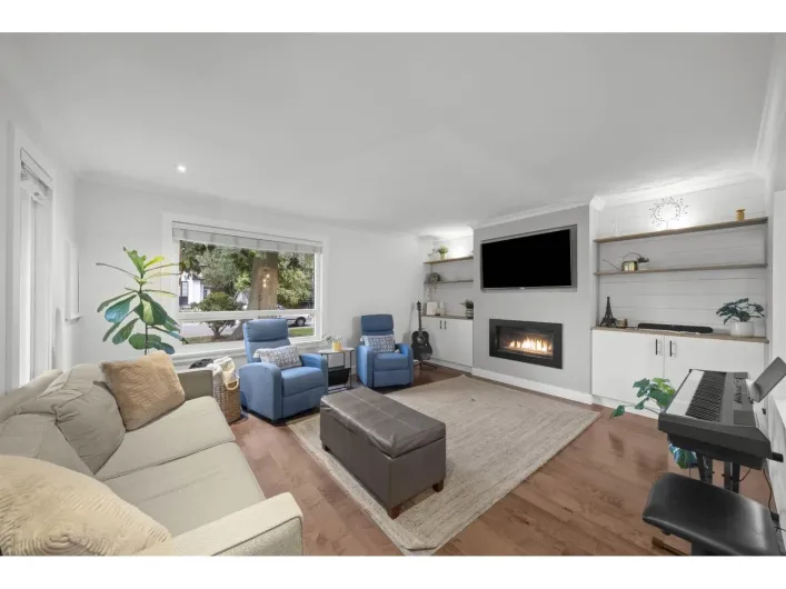 13507 15 AVENUE, Surrey