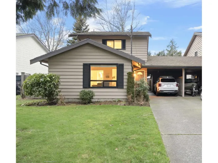 13507 15 AVENUE, Surrey