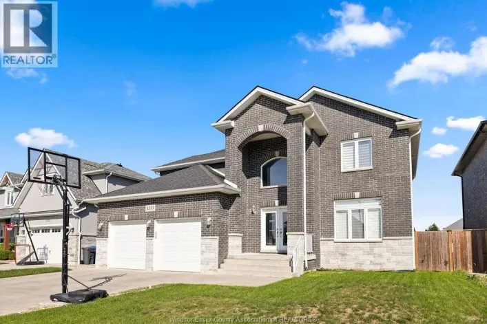 1353 PASCAL AVENUE, Lakeshore