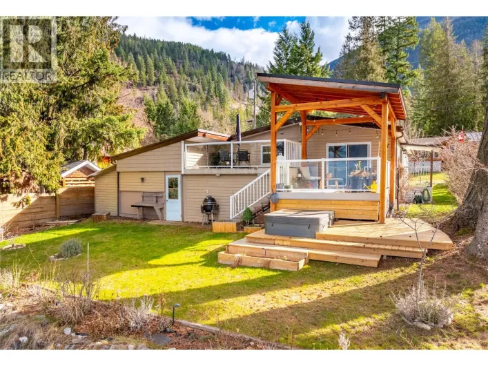 13533 Mountain Shores Road, Boswell