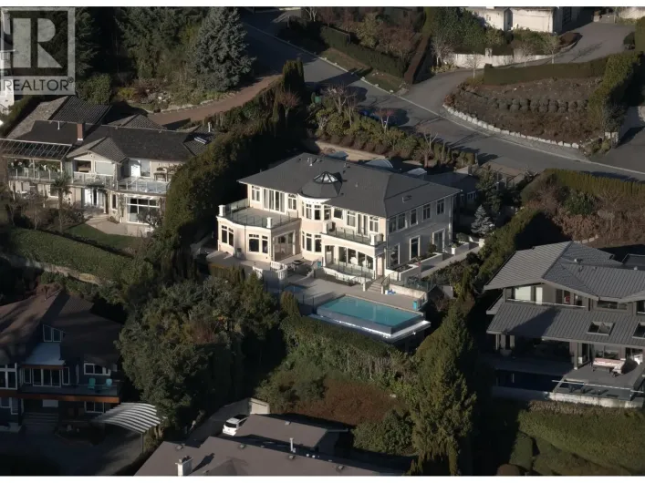 1356 CAMMERAY ROAD, West Vancouver