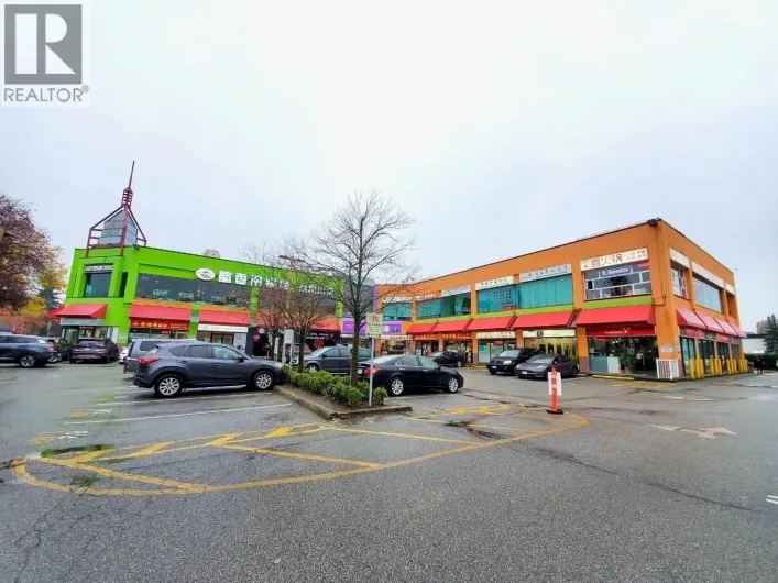 136 4231 HAZELBRIDGE WAY, Richmond