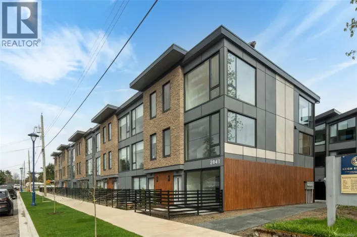 136 916 Orono Ave, Langford