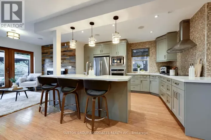 136 ARLINGTON AVENUE, Toronto