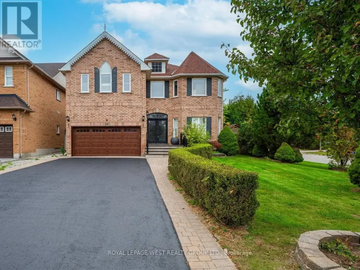 136 ENGLISH OAK DRIVE, Richmond Hill