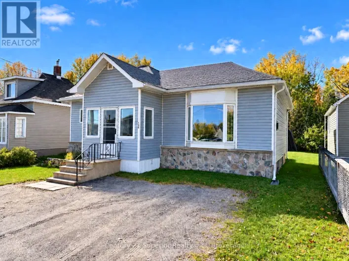 136 FIRST STREET, Nipigon