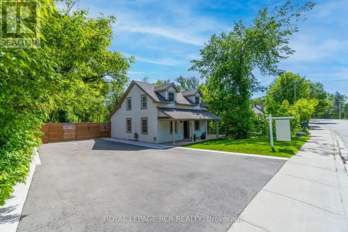 136 MAIN STREET, King
