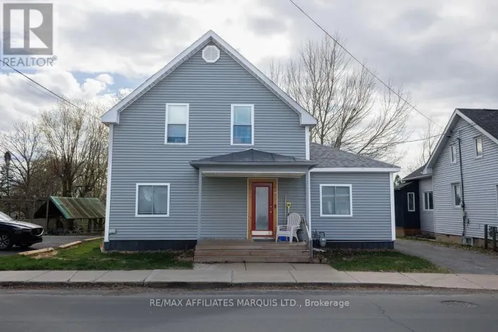 136 MAIN STREET S, North Glengarry