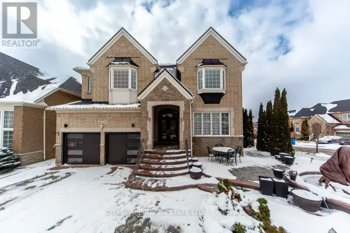 136 MANLEY AVENUE, Whitchurch-Stouffville
