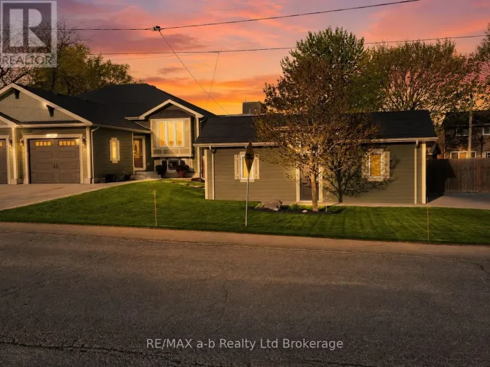 136 MAPLE LANE, Tillsonburg