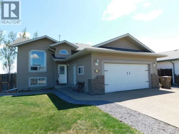 136 Meadowbrook Drive E, Brooks