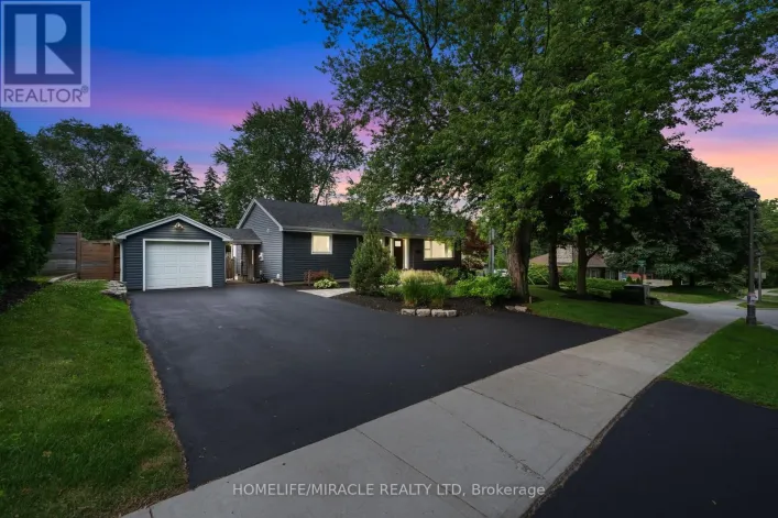 136 MOHAWK ROAD, Hamilton