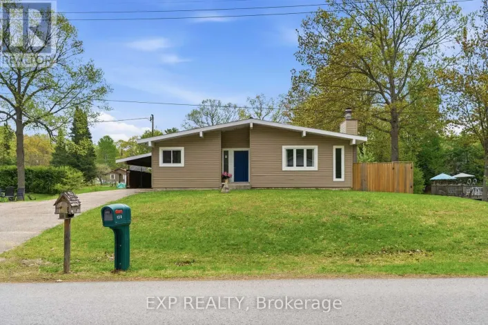 136 RESTHAVEN AVENUE, Ottawa