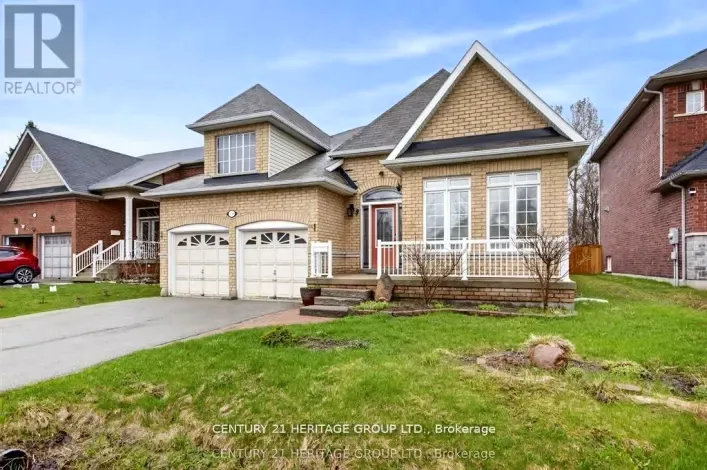 136 RIVEREDGE DRIVE, Georgina