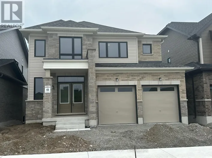 136 THICKETWOOD AVENUE, Barrie