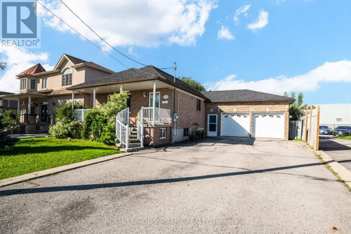 136 WINSTON PARK BOULEVARD, Toronto