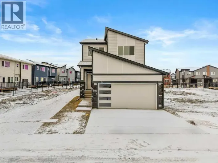 136 Wolf Hollow Manor SE, Calgary
