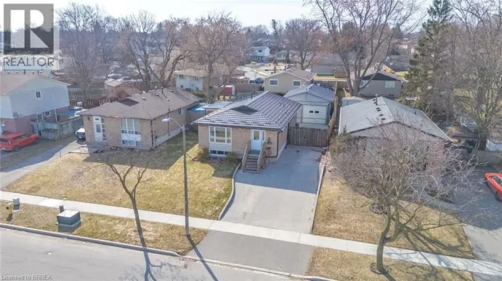 136 WOODLAWN Avenue, Brantford