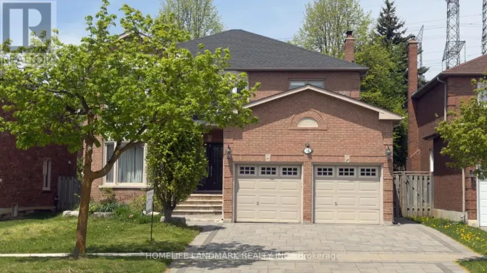 136 WORTH BOULEVARD, Vaughan