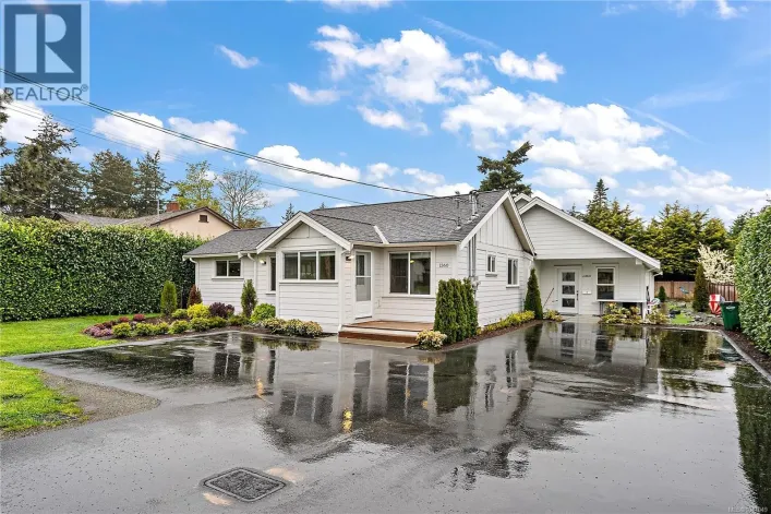 1360 Hastings St, Saanich