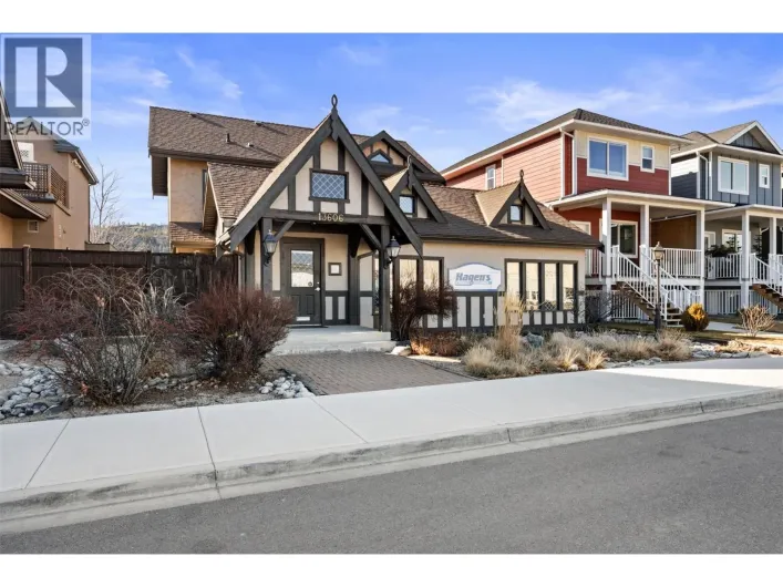 13606 Kelly Avenue, Summerland