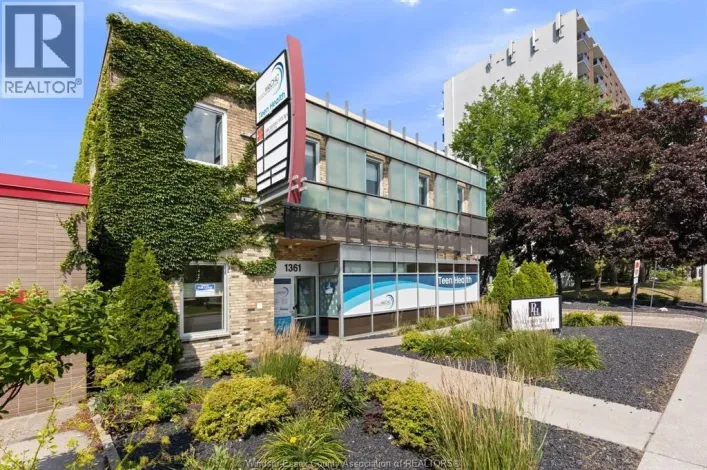 1361 OUELLETTE AVENUE Unit# 200, Windsor