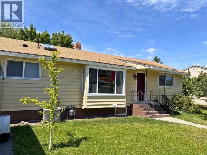 13614 Spencer Avenue, Summerland