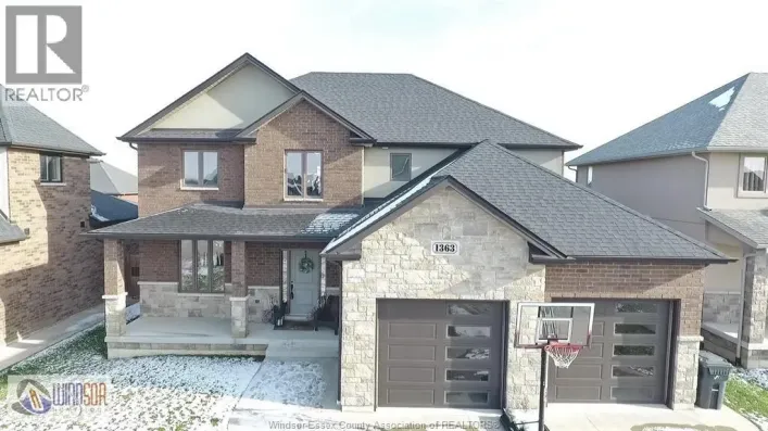 1363 PASCAL AVENUE, Lakeshore