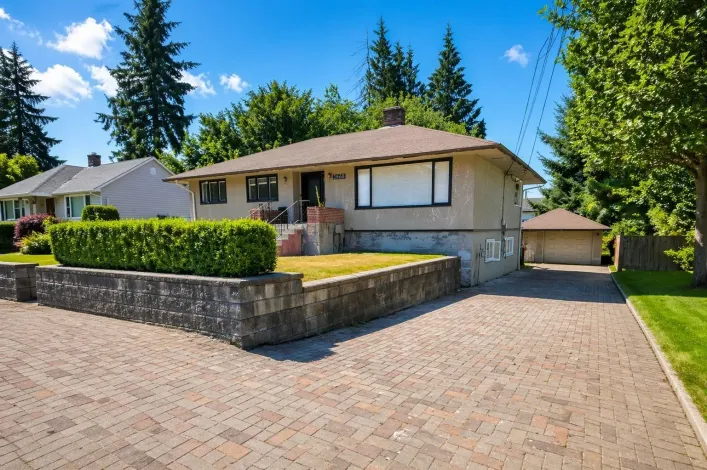 13668 LARNER ROAD, Surrey
