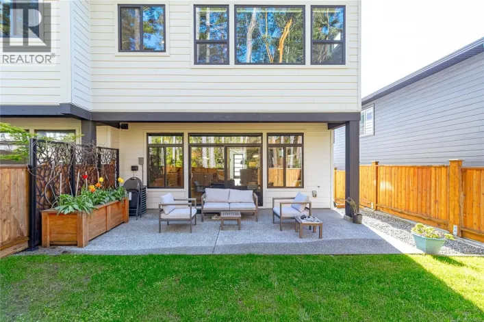 1367 Sandstone Lane, Langford