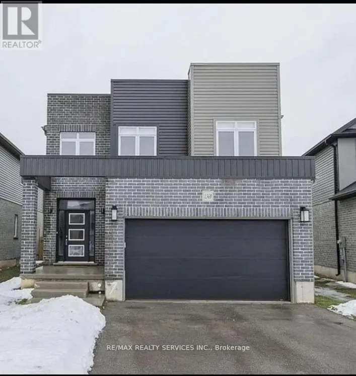 1368 LAWSON ROAD, London North
