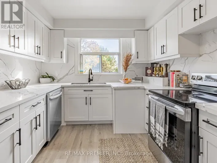 1368 TANSLEY DRIVE, Oakville