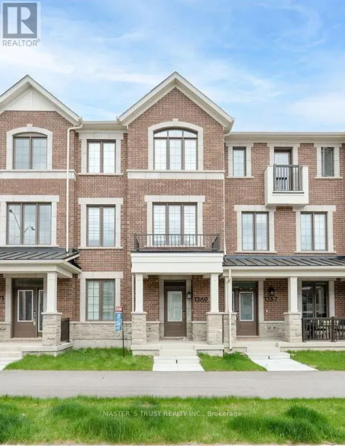 1369 WILLIAM HALTON PARKWAY, Oakville