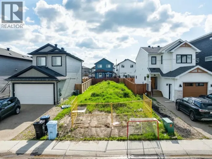 137 Aldergrove Avenue, Fort McMurray