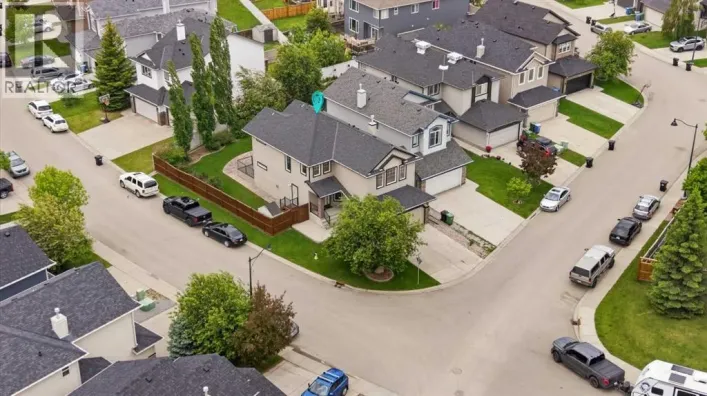 137 Evanscove Circle NW, Calgary