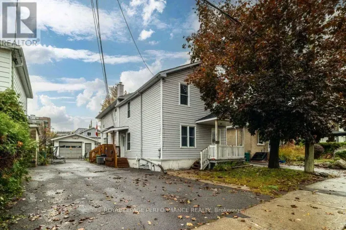 137 GENEST STREET, Ottawa