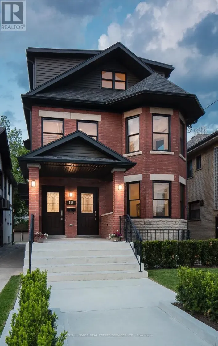137 HIGH PARK AVENUE, Toronto