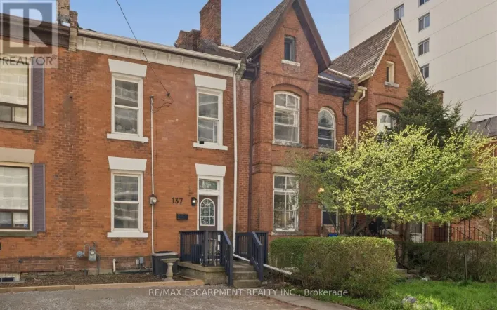 137 MARKET STREET, Hamilton