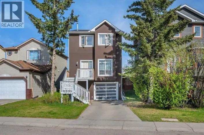 137 Martinpark Way NE, Calgary