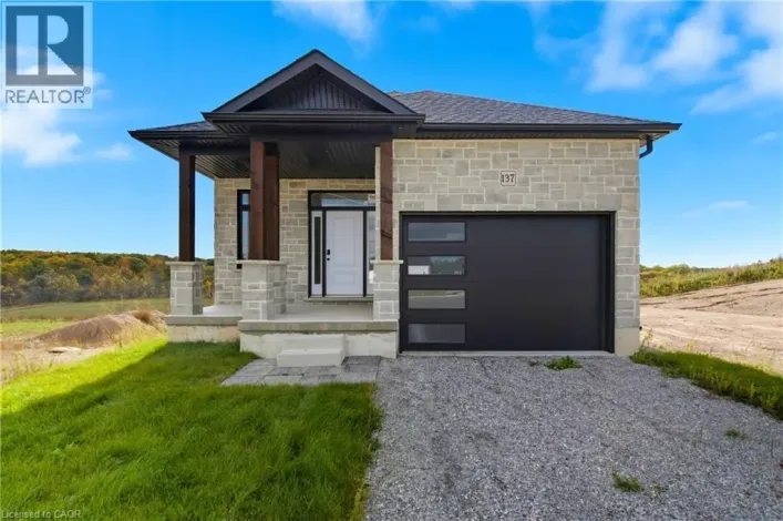 137 PIKE CREEK Drive, Cayuga