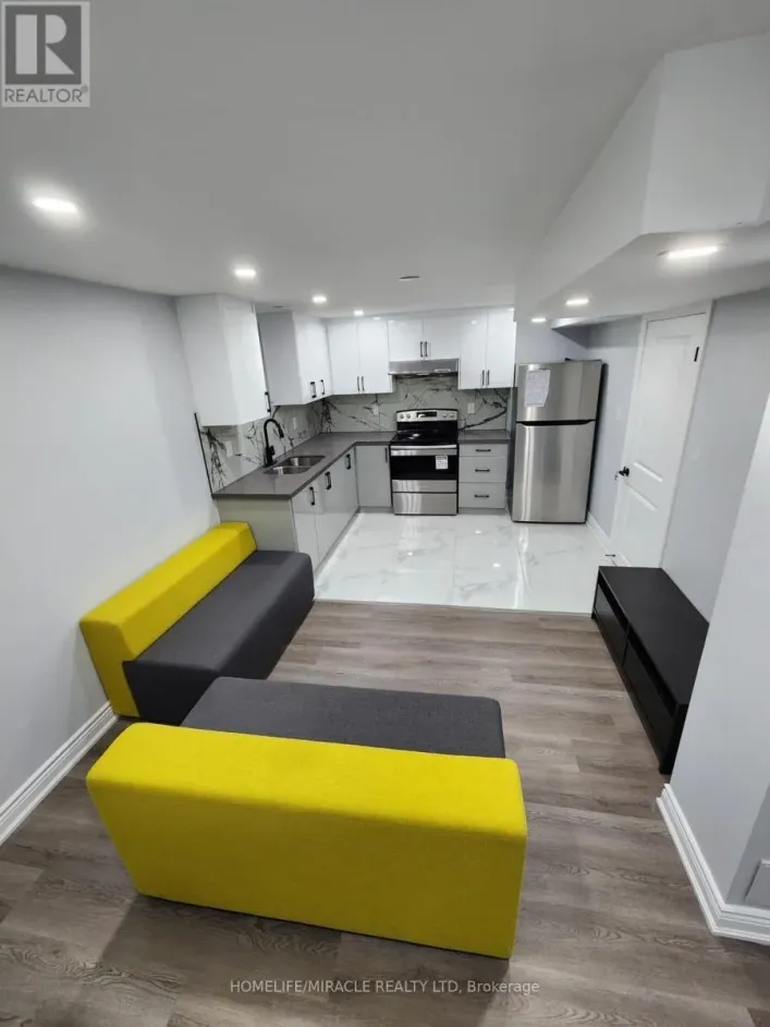 137 SUNFOREST DRIVE, Brampton