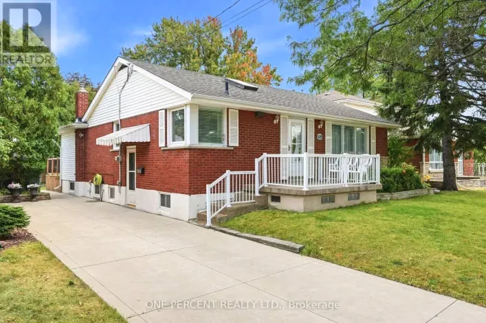 137 TERRACE DRIVE, Hamilton