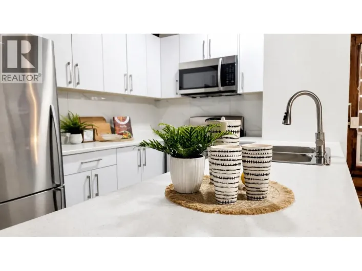 1370 PRAIRIE AVENUE, Port Coquitlam