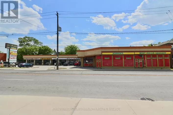 1370 WESTON ROAD, Toronto