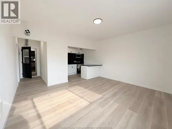 1370 WYANDOTTE STREET East Unit# 1, Windsor