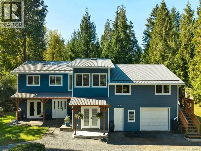 1371 Hooley Rd, Quadra Island